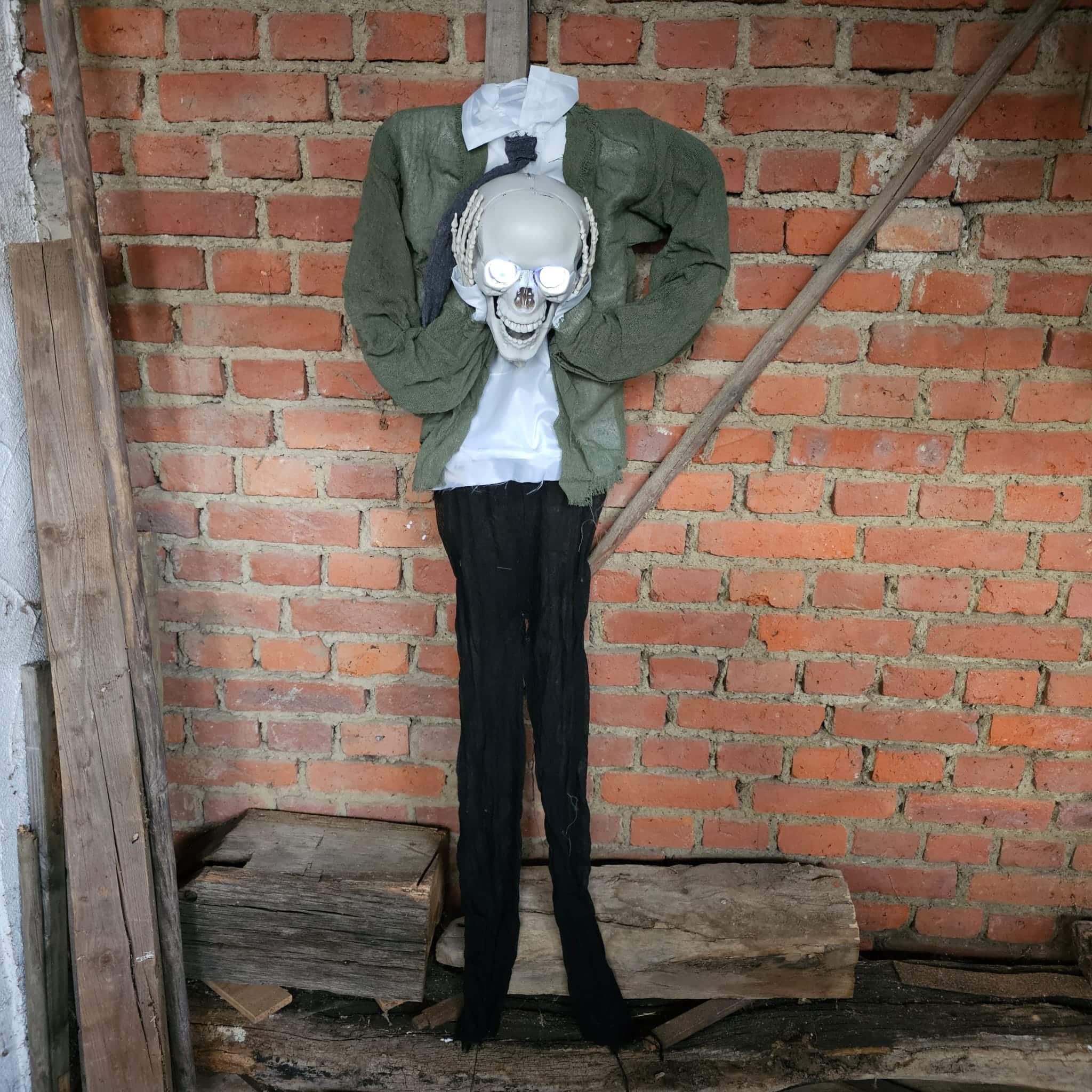H&auml;ngendes kopfloses animatronic Skelett Antonio image 0