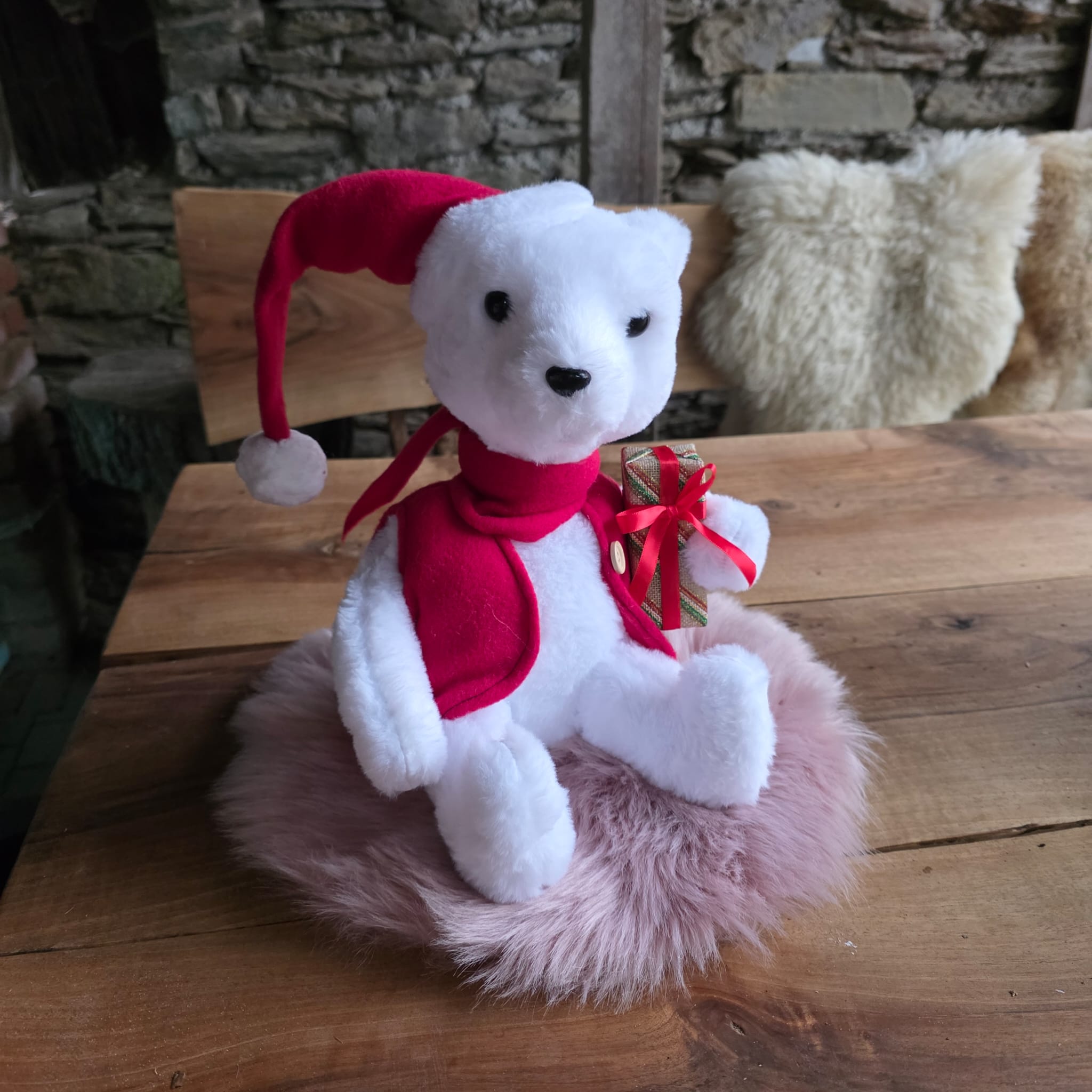 Willi Winter &ndash; der knuffige Animatronic Weihnachts-Eisb&auml;r